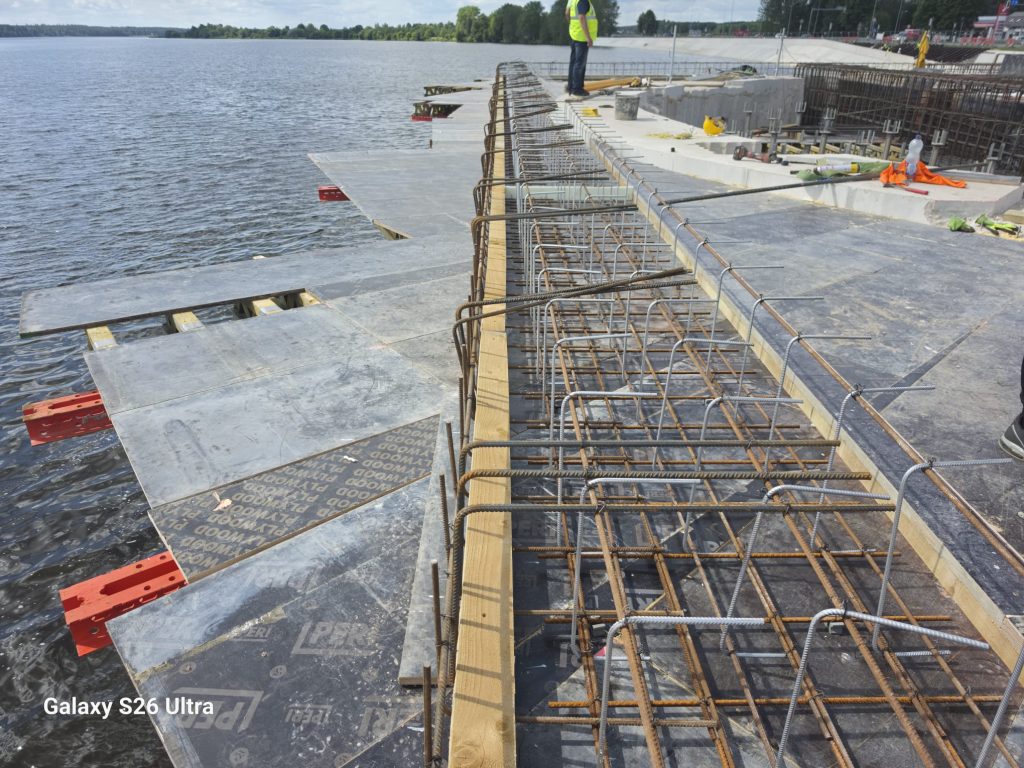 Pārseguma armatūras un veidņu sagatavošana